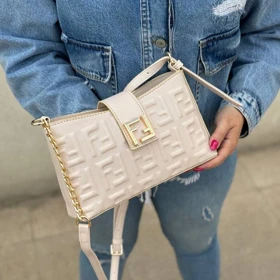 کیف زنانه فندی Fendi Baguette Bag A01