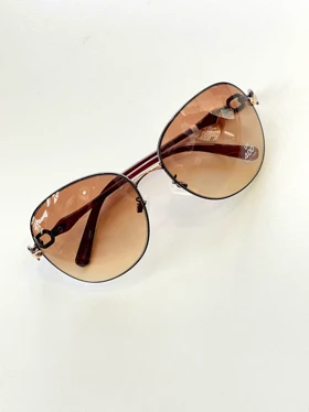 عینک‌بیضی موکا