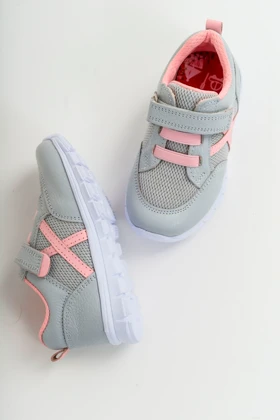 کفش پیاده روی بچگانه mnpc mnpc