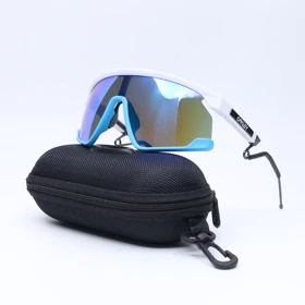 عینک برند OAKLEY کد 181265