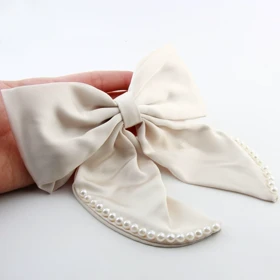 گیره مو فرانسوی مدل مرواریدی (سفید)