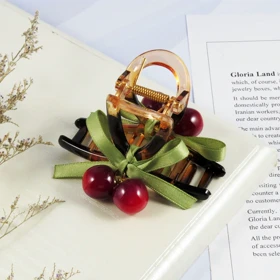 کلیپس مو زنانه مدل گیلاس کد G_Lnd_1491