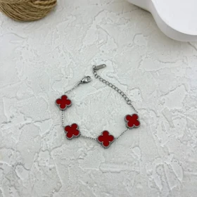 دستبند زنانه شیک با طرح ونکلیف، انتخابی بی‌نظیر