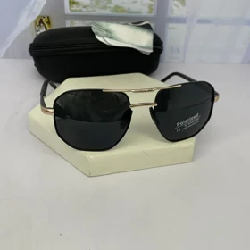 عینک آفتابی پورش دیزاین کد 1089 (فریم طلایی مشکی)