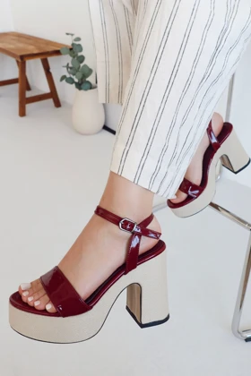 کفش پاشنه‌بلند کلاسیک زنانه polka-store polka-store