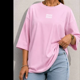 تیشرت طرح miu miu