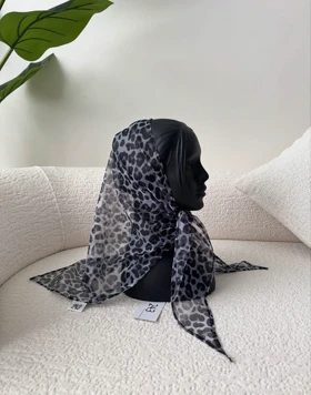 روسری بیسیک