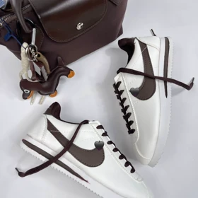 ونس نایک کورتز 4234