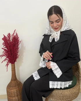 کت ماه سیاه