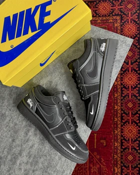 کتانی جردن وان استاسی