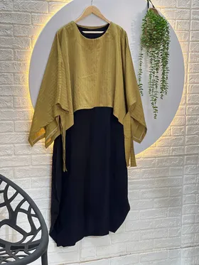 دو تیکه سارافون و شنل راه راه