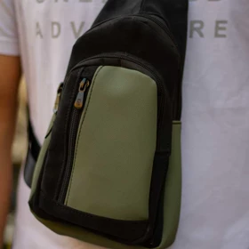 بادی بگ مشکی سبز چرمی کد K165