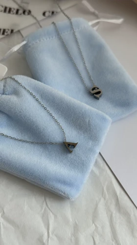 گردنبند ظریف حروف سیلور