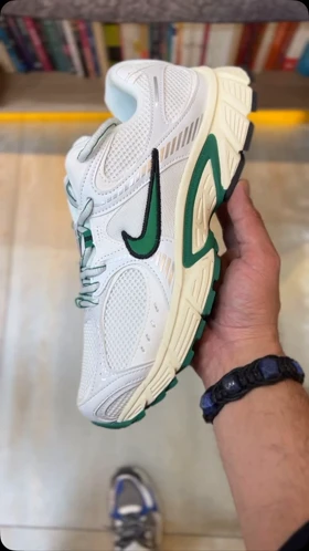 کتانی Nike