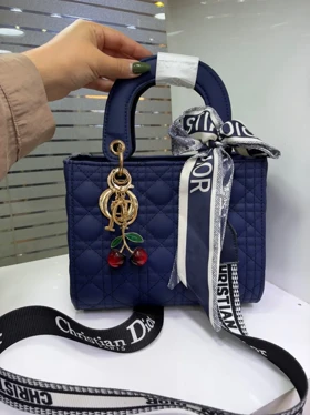 کیف زنانه دوشی و دستی لیدی دیور (سورمه ای)