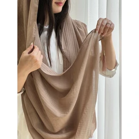 شال منگوله‌دار نلی