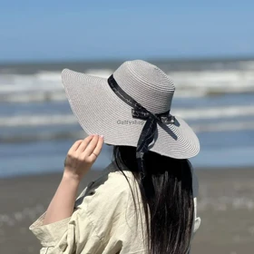 کلاه ساحلی حصیری بیسیک