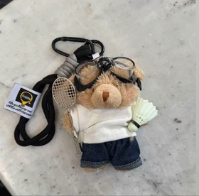 چارم بگ تدی و بدمینتون