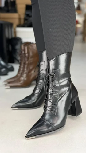 718 - بوت پنجه استیل بندی 718