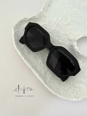 عینک PRADA