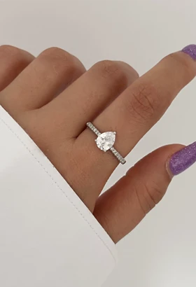 انگشتر مینیمال نگین اشکی دخترانه 754