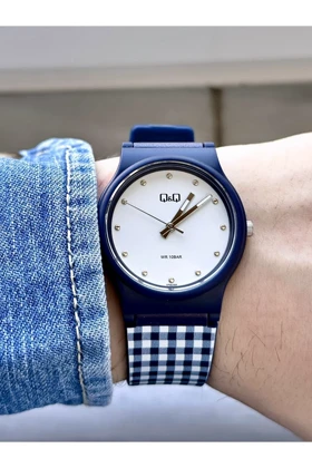 ساعت qandq qandq