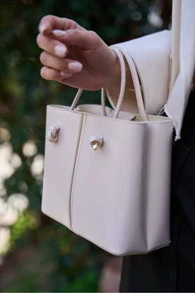 کیف دوشی زنانه madamra madamra