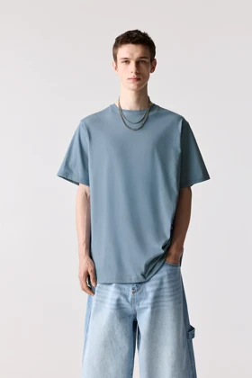 تیشرت مردانه pull-and-bear