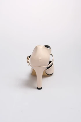 کفش پاشنه‌بلند کلاسیک زنانه میوگوستو mio-gusto