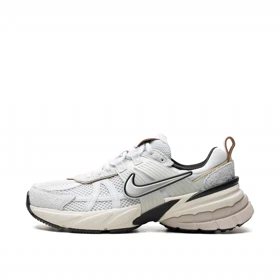 کفش روزمره زنانه و مردانه نایک مدل V2k RUN