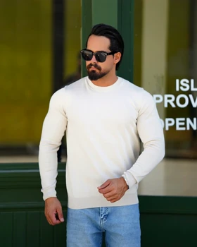 بافت یقه‌گرد مردانه طرح Classic Fit