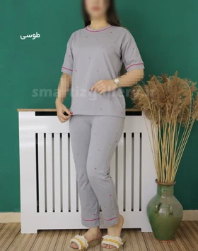 ست تیشرت شلوار خال‌خالی