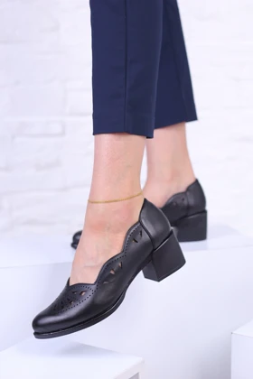 کفش پرسنلی زنانه ساتین