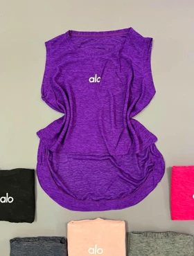 تاپ ورزشی زنانه alo (الو یوگا)