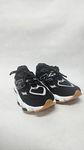 کفش کتانی نیوبالانس 9060 مشکی سفید مردانه new balance