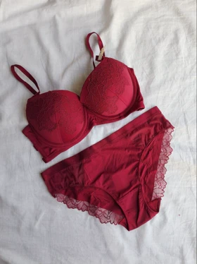 ست شورت و سوتین جکدار فنردار اروپایی کد: 5078