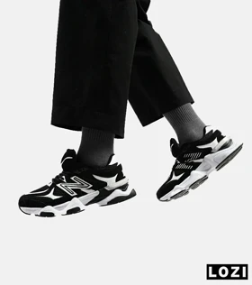 کفش کتانی مردانه و زنانه مشکی سفید NEW BALANCE 9060