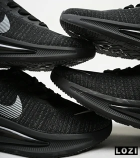 کفش کتانی زنانه مشکی NIKE AIR zoomx