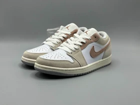 کتانی نایکی جردن1 لو لجند لایت کرم قهوه ای/Nike Air Jordan1 low Legend light