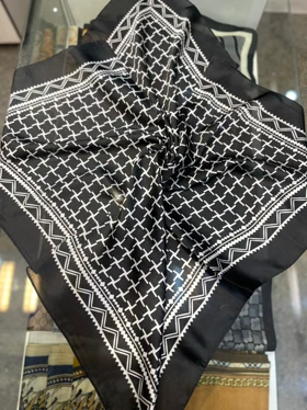 مینی اسکارف دومان