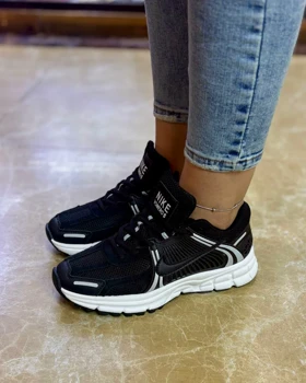 کتانی زنانه ورزشی نایک وومرو 5