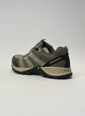 کفش طبیعت گردی هامتو با رویه چرم یشمی