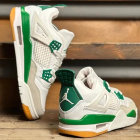 کتانی زنانه نایک جردن 4