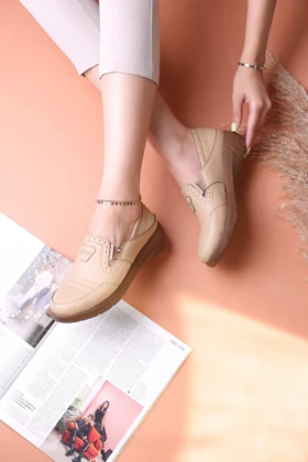 کفش پرسنلی زنانه مانیا