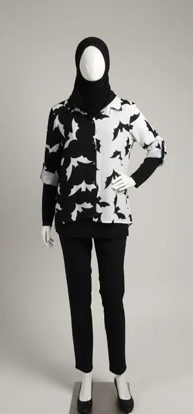 شومیز طرح دار بوگاتی