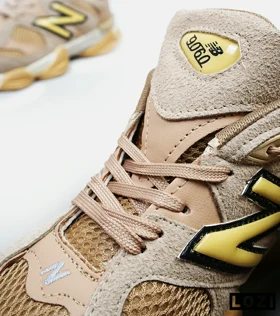 کفش کتانی مردانه کرم قهوه ای NEW BALANCE 9060