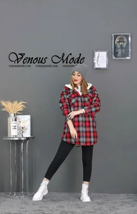 پالتو چهارخونه داخل ببعی