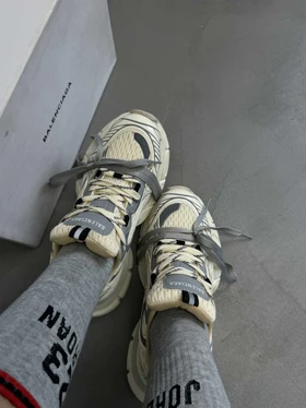 کتانی BALENCIAGA