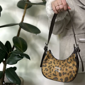 کیف دخترانه miu miu کوچک مدل 2155