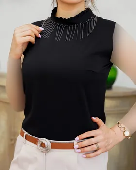 زیر مانتویی الیزه